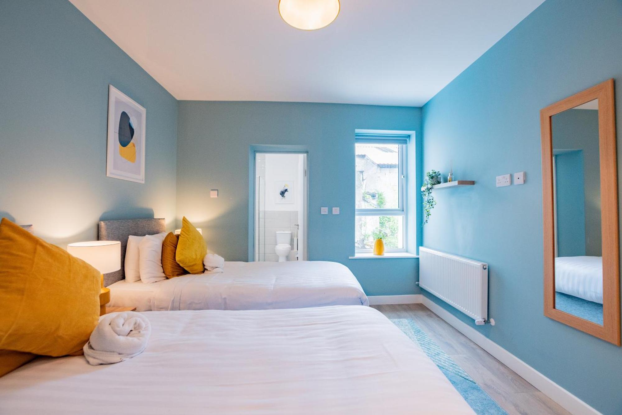 The Large Group House -Sleeps 21 Villa Dublin Exteriör bild