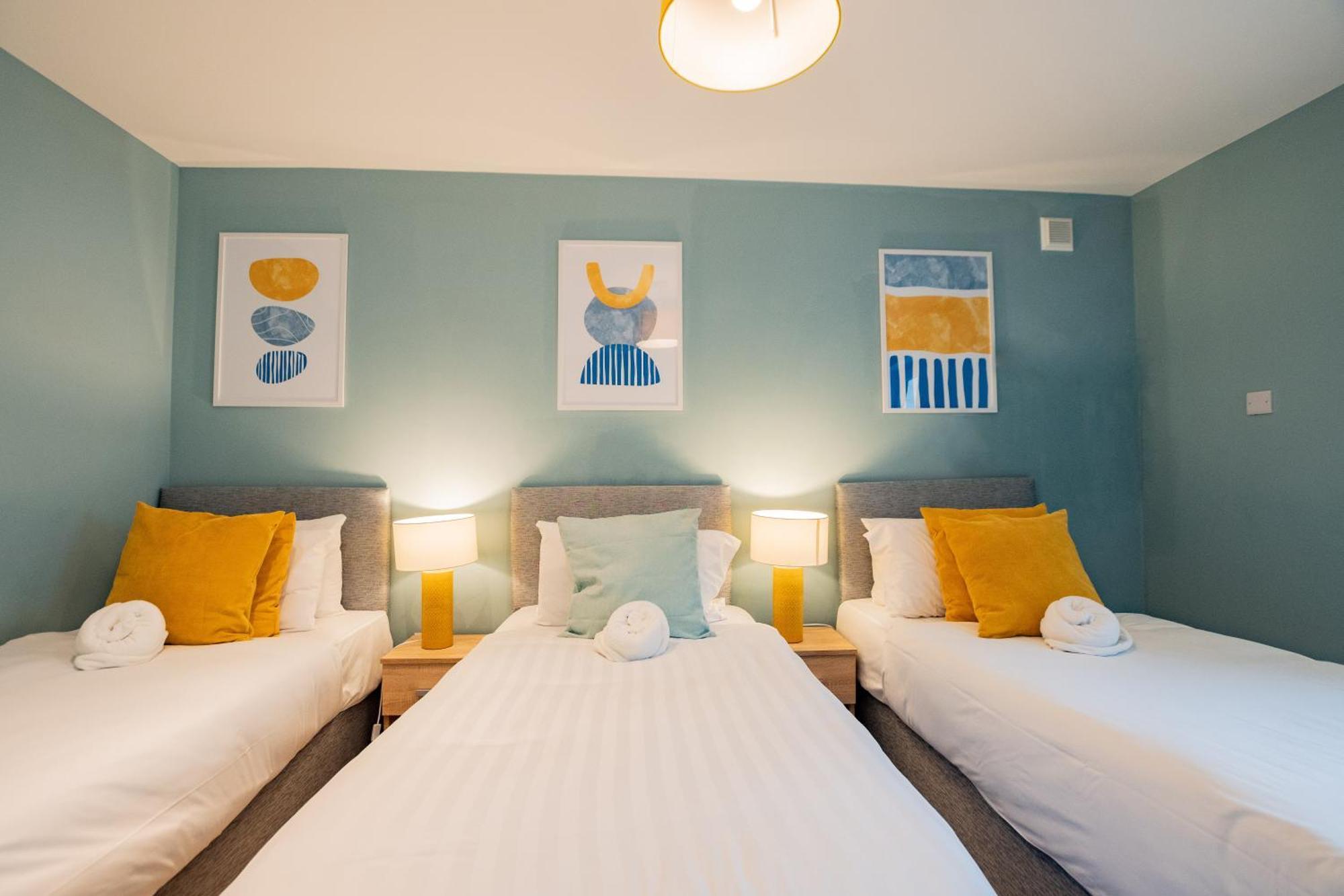 The Large Group House -Sleeps 21 Villa Dublin Exteriör bild