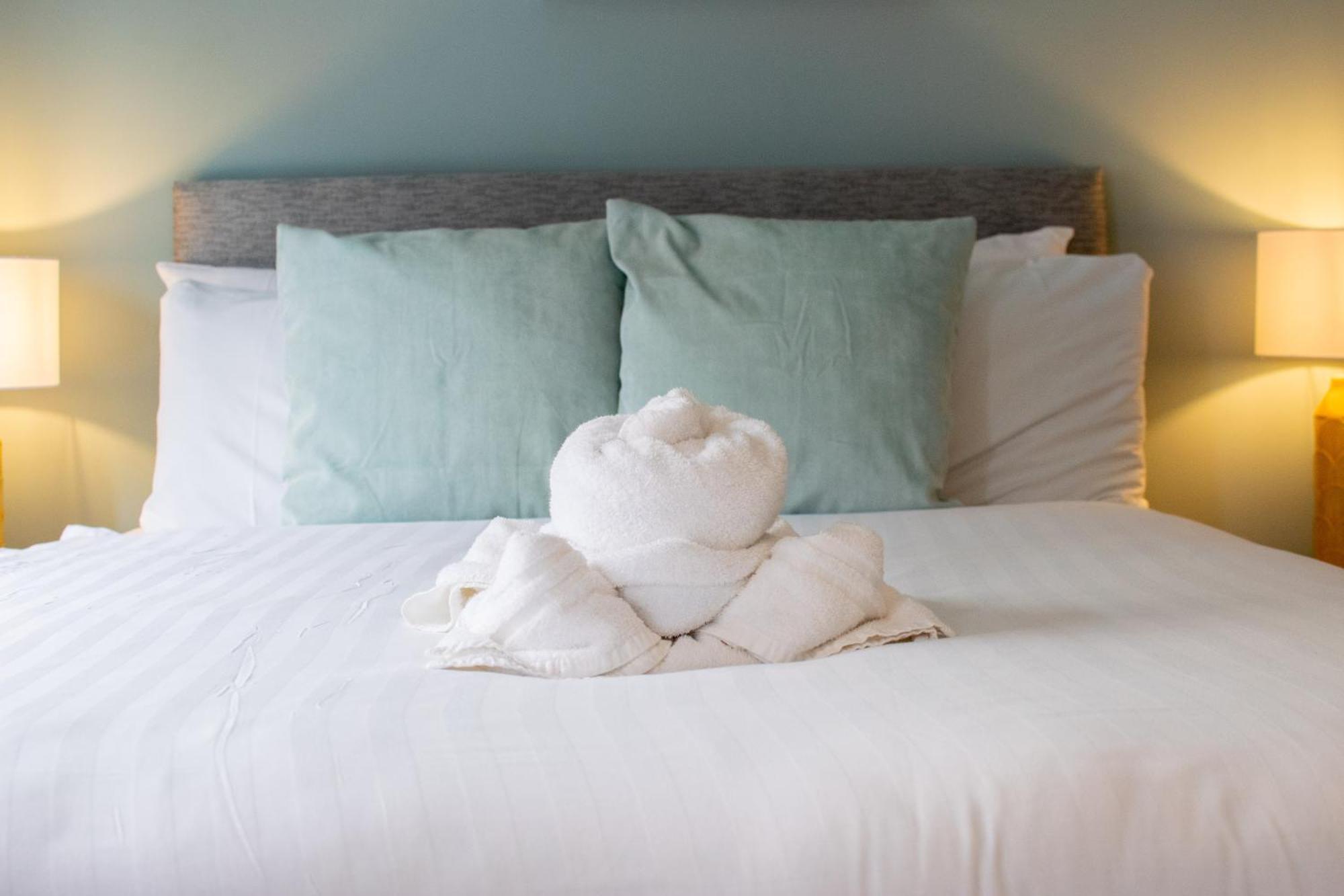 The Large Group House -Sleeps 21 Villa Dublin Exteriör bild