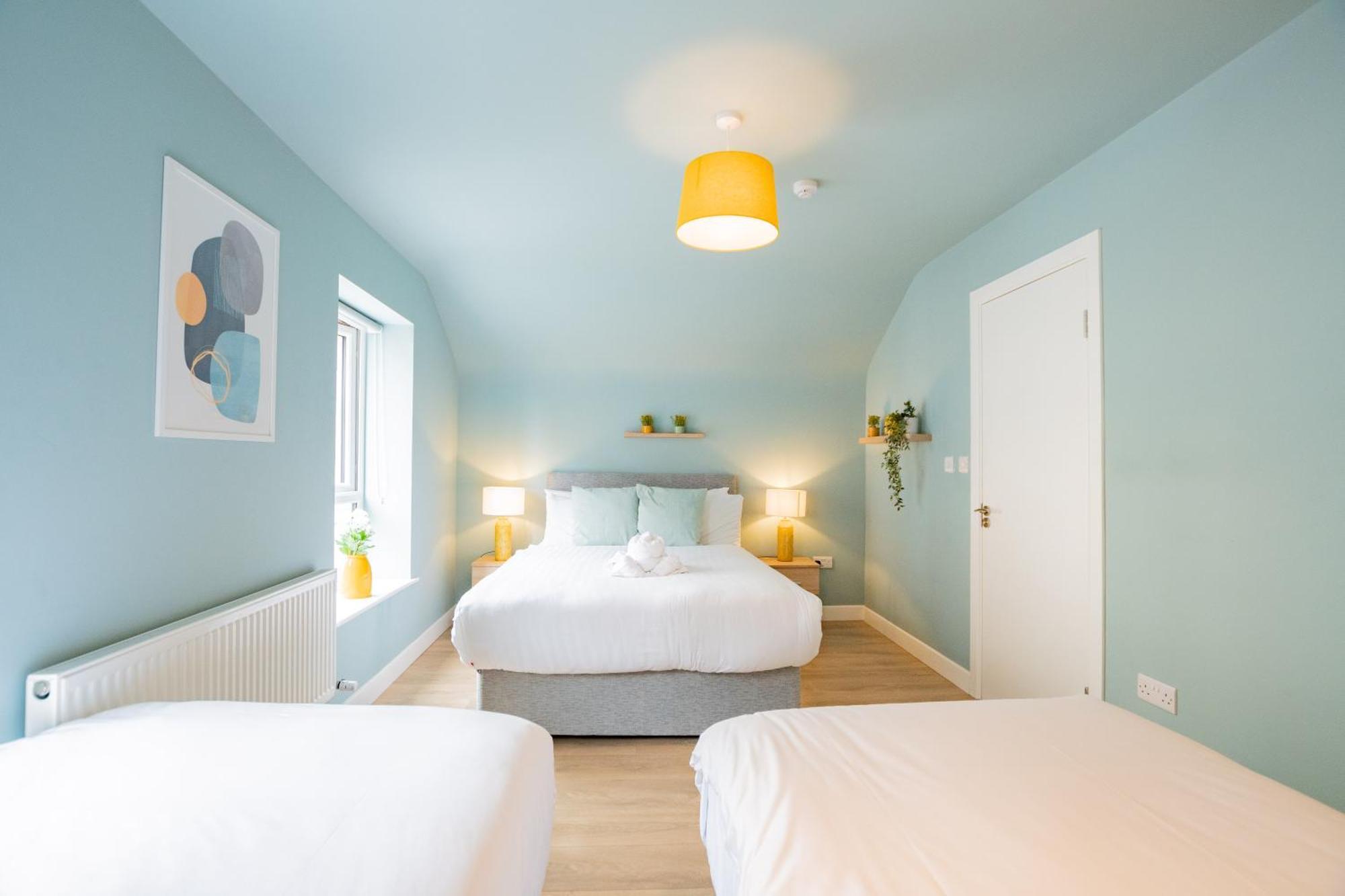 The Large Group House -Sleeps 21 Villa Dublin Exteriör bild