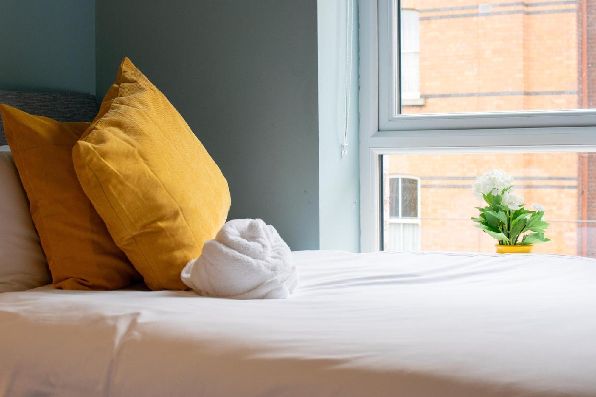 The Large Group House -Sleeps 21 Villa Dublin Exteriör bild