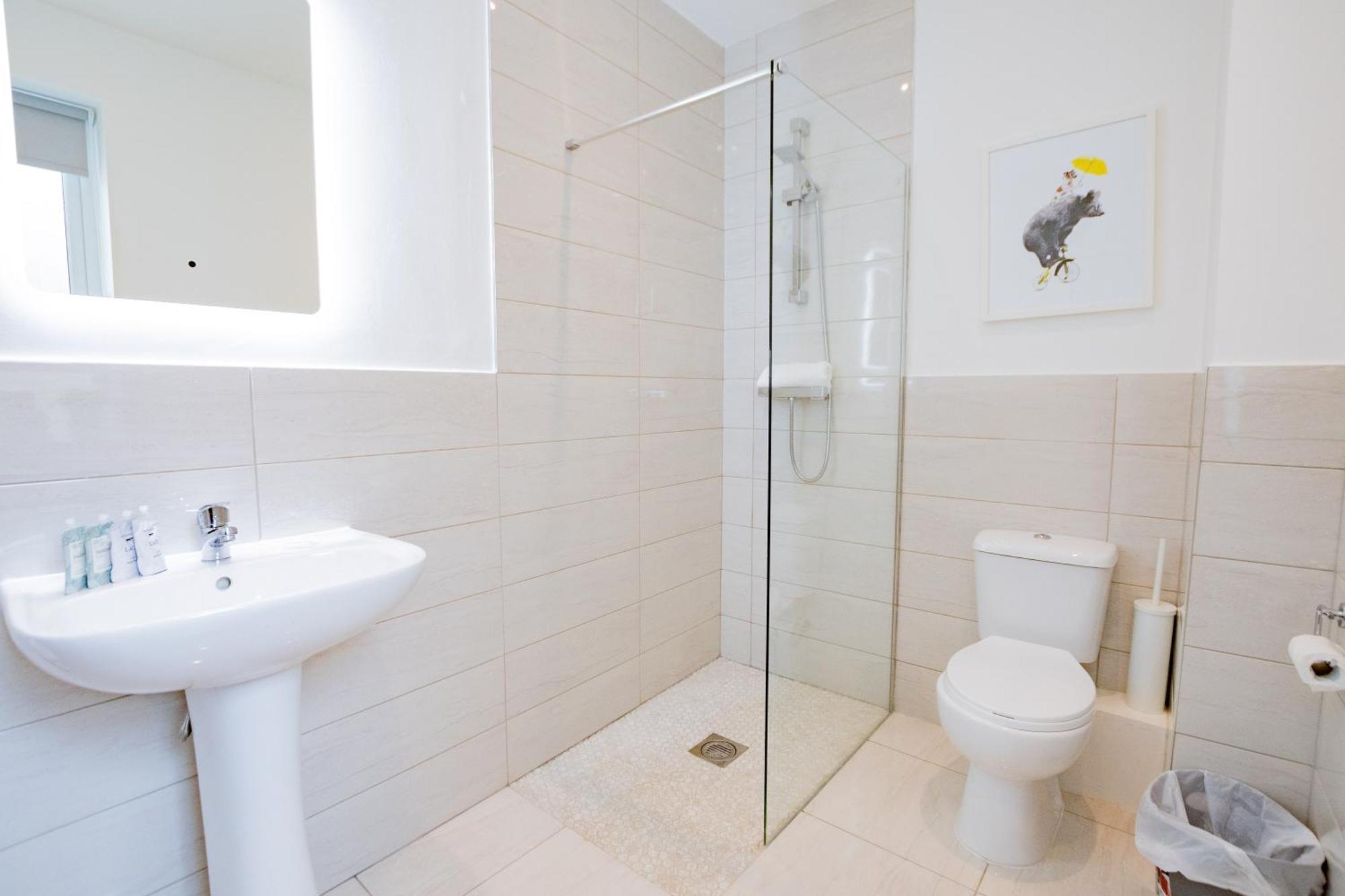 The Large Group House -Sleeps 21 Villa Dublin Exteriör bild