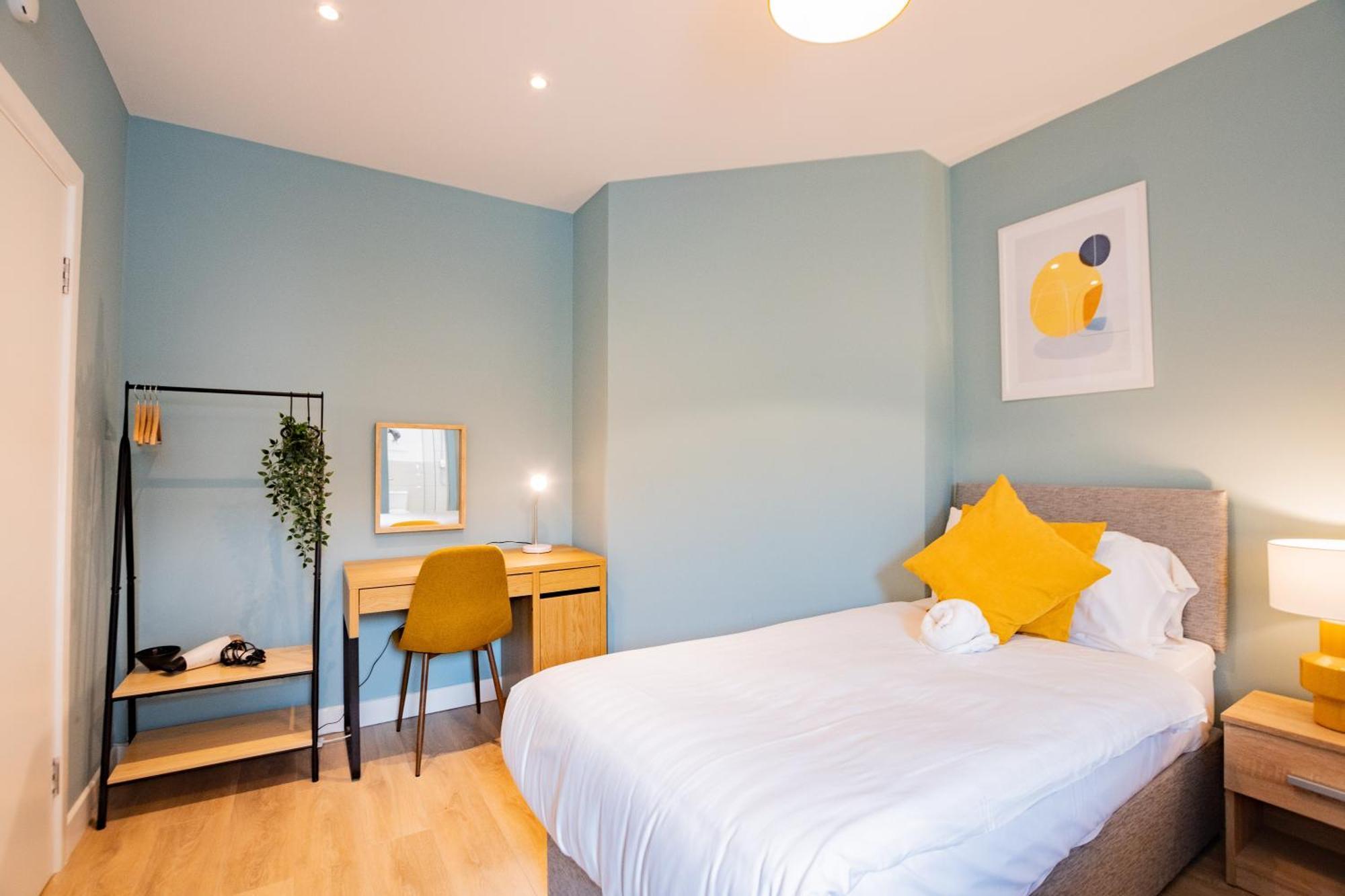 The Large Group House -Sleeps 21 Villa Dublin Exteriör bild