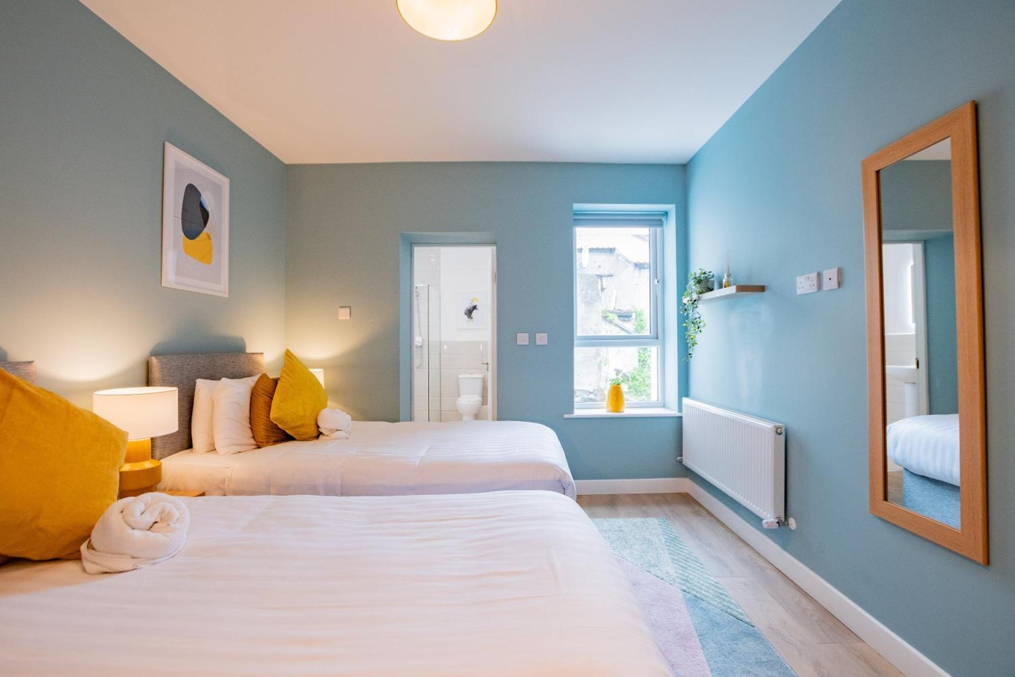 The Large Group House -Sleeps 21 Villa Dublin Exteriör bild