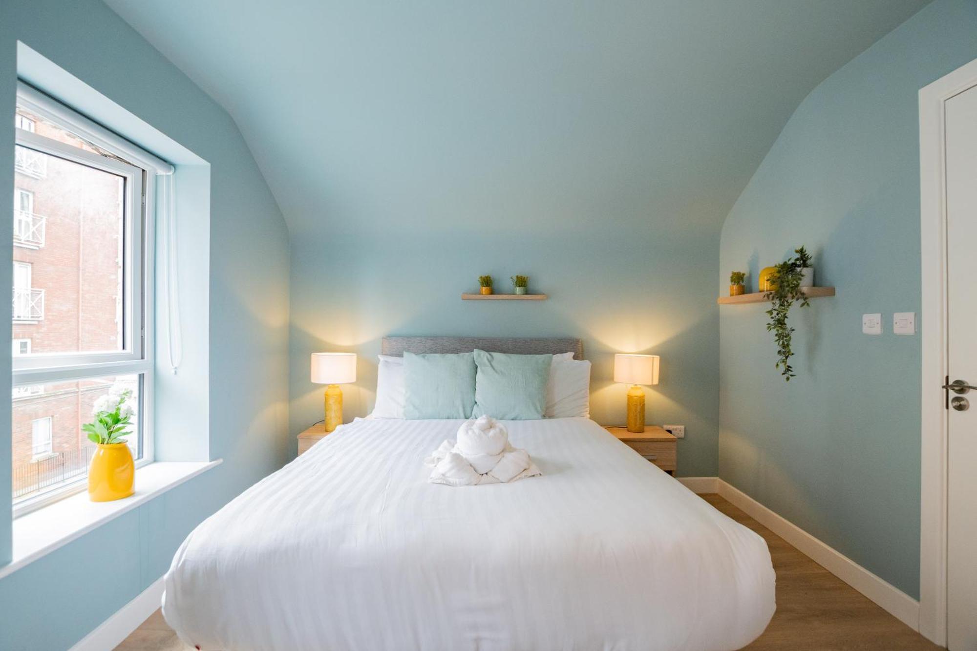 The Large Group House -Sleeps 21 Villa Dublin Exteriör bild