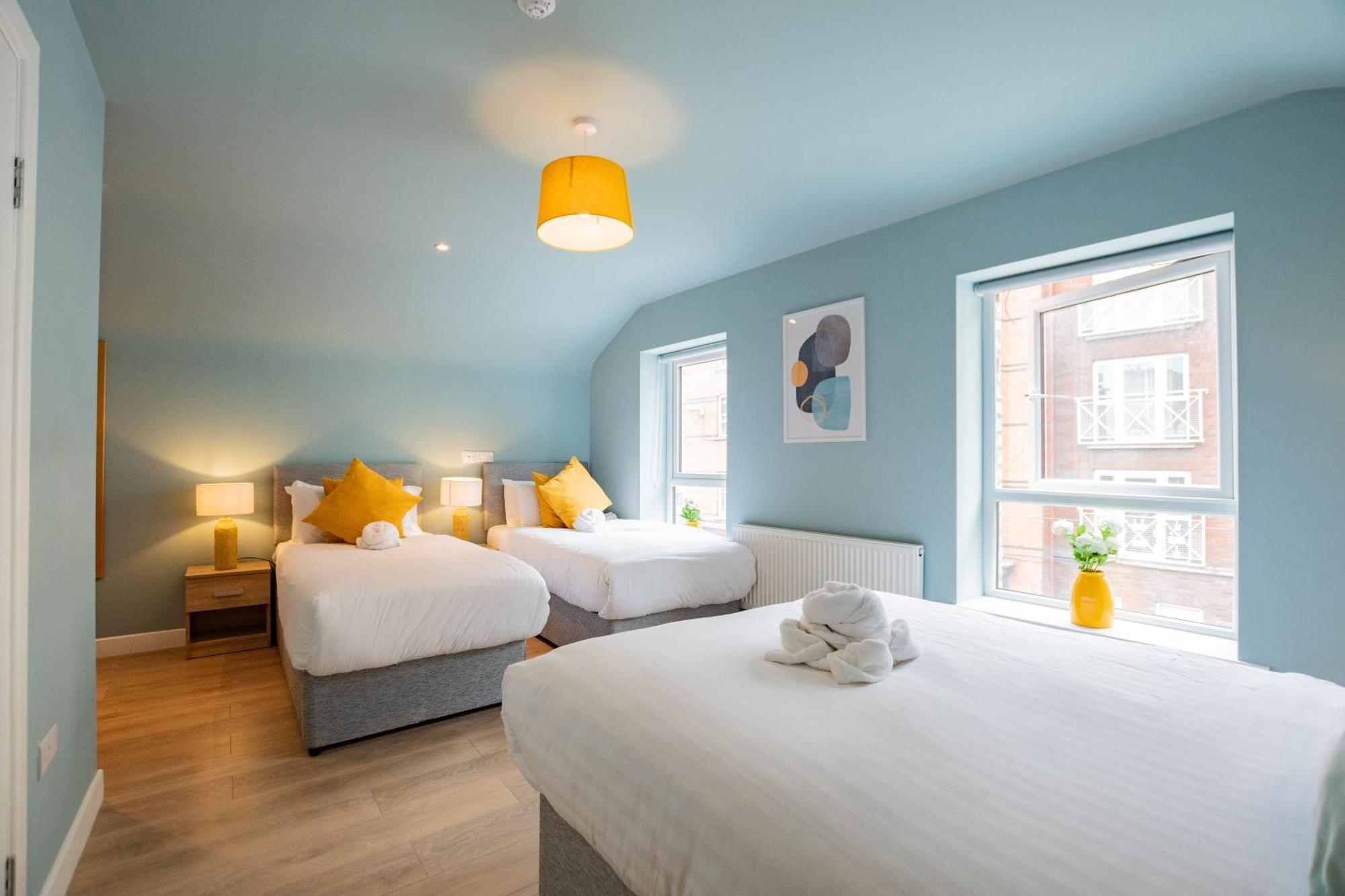 The Large Group House -Sleeps 21 Villa Dublin Exteriör bild